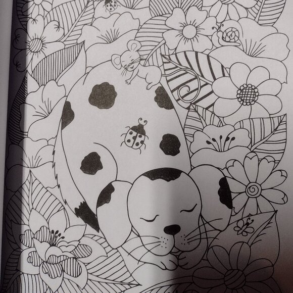 2 New Color Creatives Books, Christmas Dogs and Cats - Picture 7 of 14